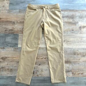 Men’s LuLuLemon ABC Pants, Size 33x32, Khaki Color